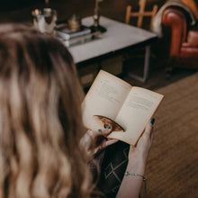 Chargez l’image dans le spectateur de la Galerie, Book Page Spreader