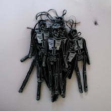 Chargez l’image dans le spectateur de la Galerie, Lavender & Cotton filled Ornament